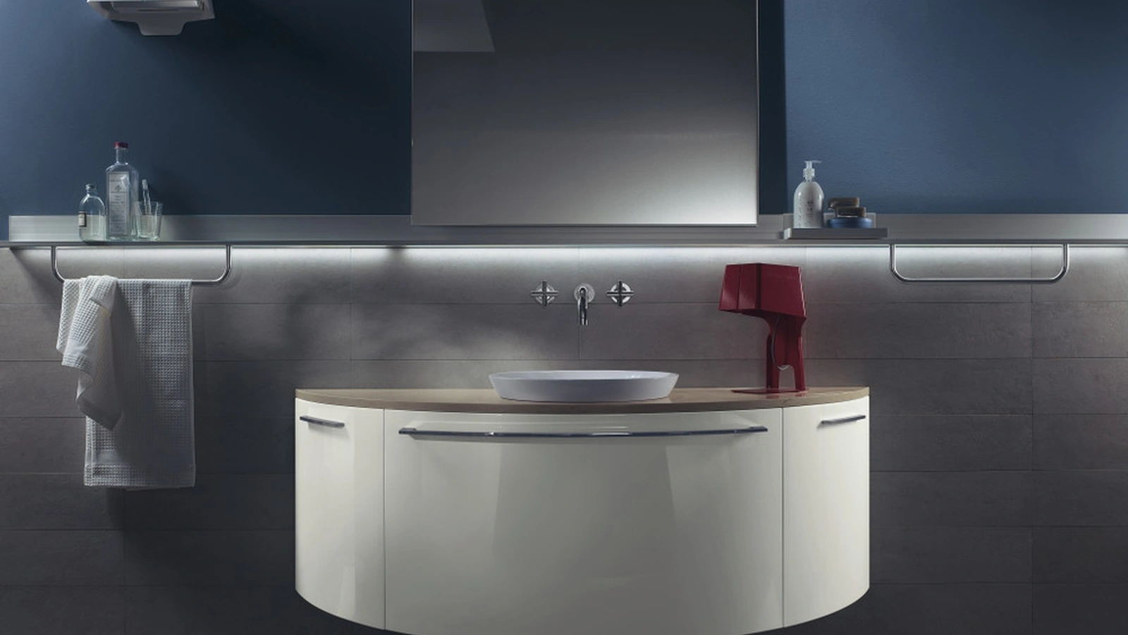 Mobile da Bagno Aquo Laccato Lucido Bianco di Scavolini Bathrooms