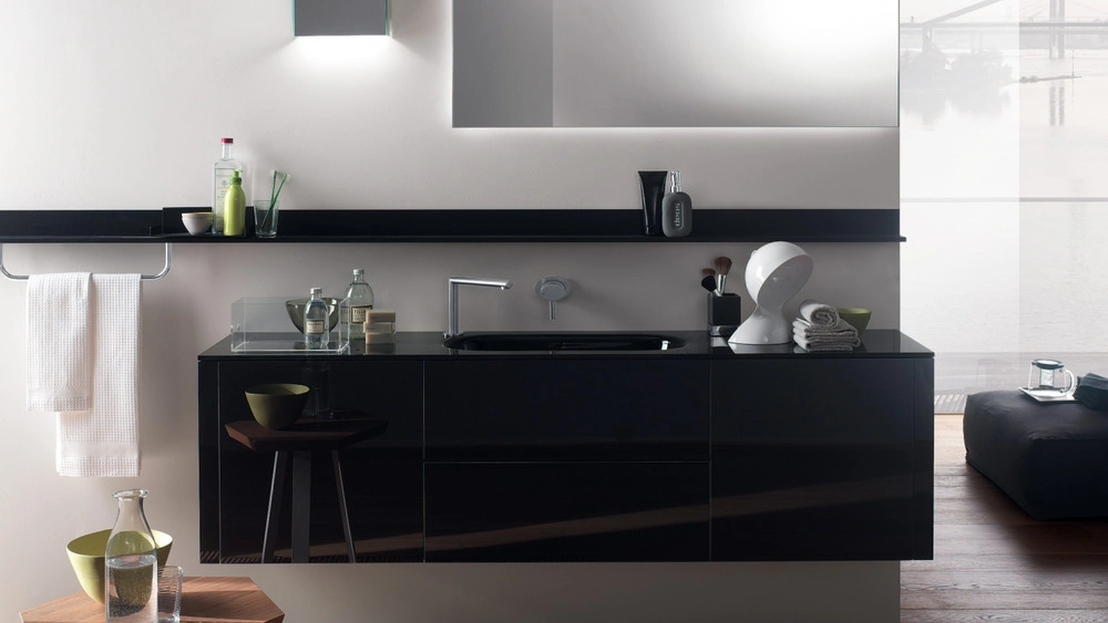 Mobile da Bagno Font in Vetro Laccato Lucido Nero Ardesia di Scavolini Bathrooms