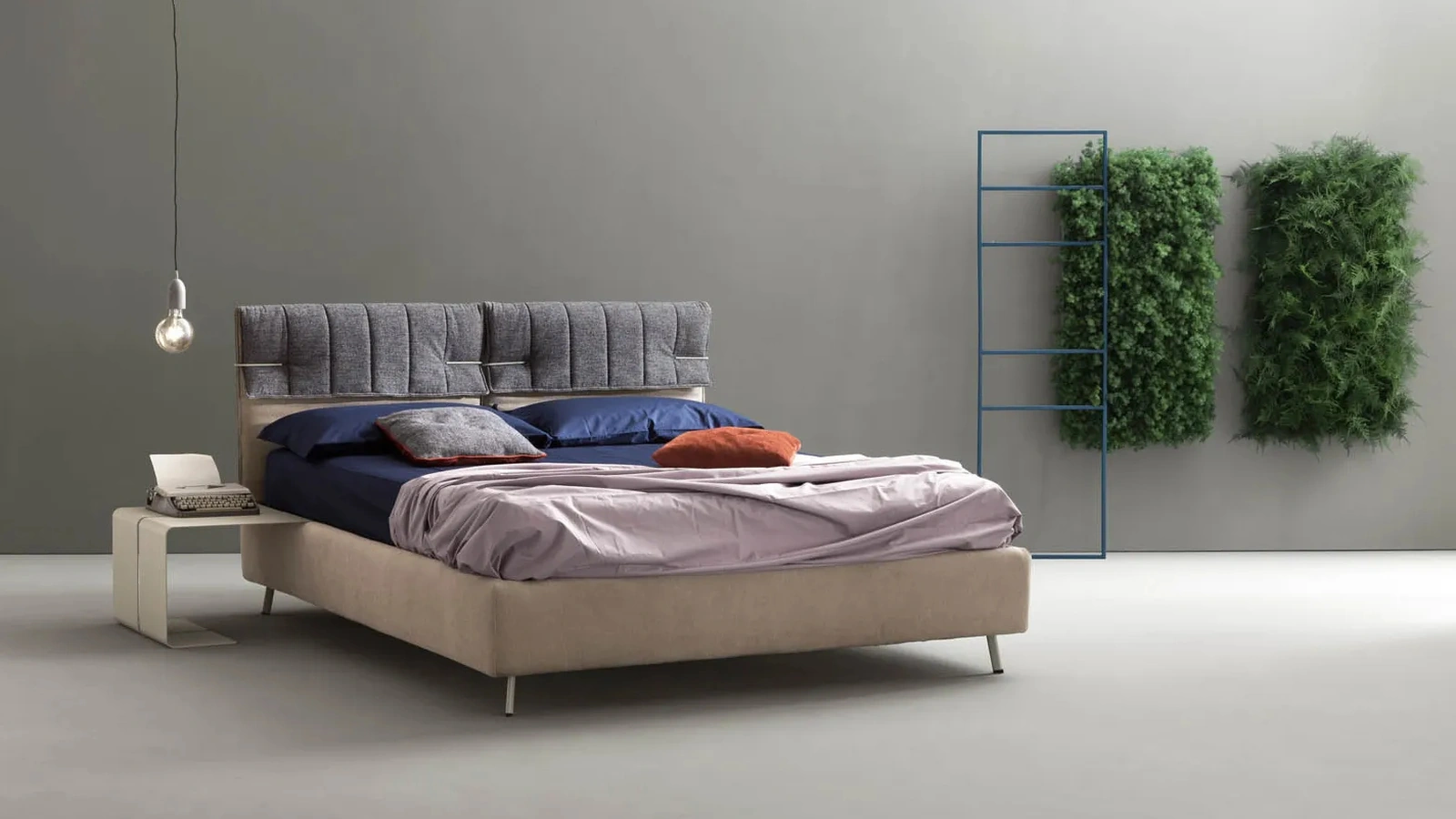 Letto imbottito con testiera reversibile Clip di Bside