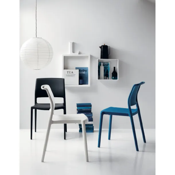 Sedia Ara 310 in polipropilene di Scavolini